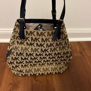 Michael Kor Purse